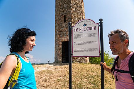 Trekking to the contini tower in Langhe Monferrato Roero