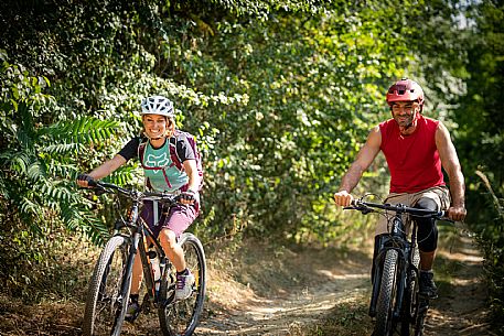 mountain bike tour in Langhe and Monferrato