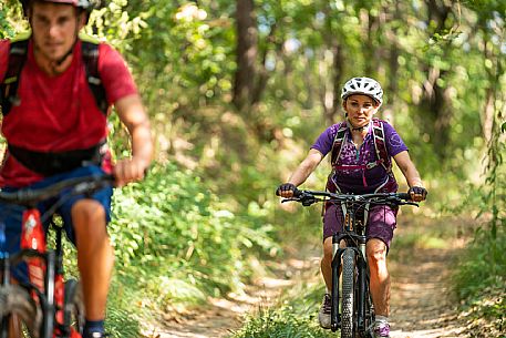 mountain bike tour in Langhe and Monferrato