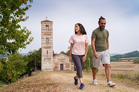 Trekking in Montechiaro d'Asti