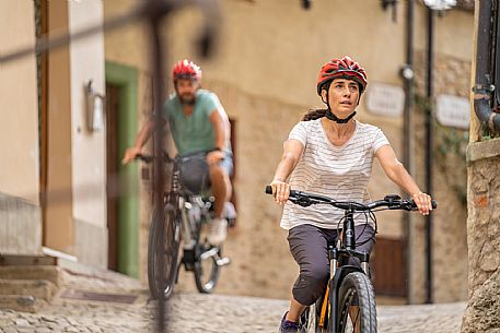 E-bike in Monforte d'Alba