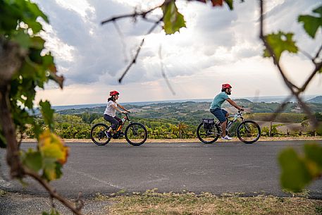 E-bike in Monforte d'Alba