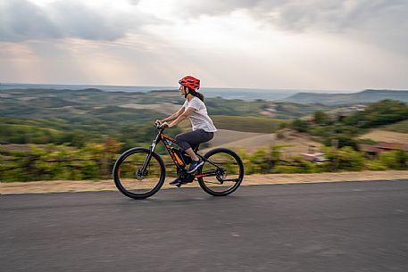 E-bike in Monforte d'Alba