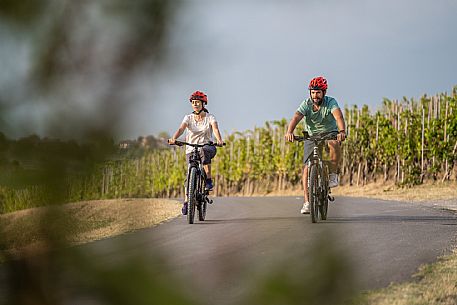 E-bike in Monforte d'Alba