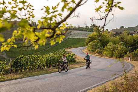 E-bike in Monforte d'Alba