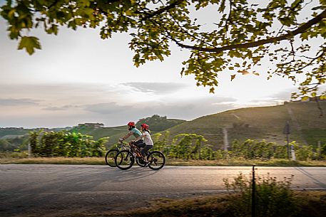 E-bike in Monforte d'Alba