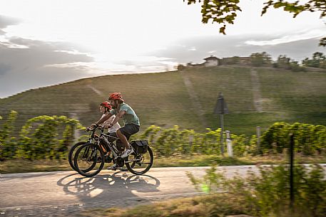 E-bike in Monforte d'Alba