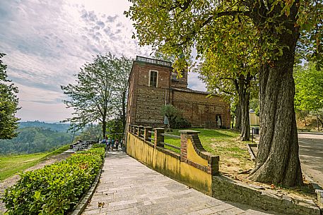 Shrine of the Pylons - Montà

