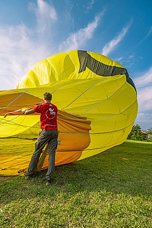 Hot air balloon Experience