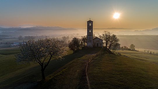 Santi Nazario e Celso Church - Montechiaro d'Asti