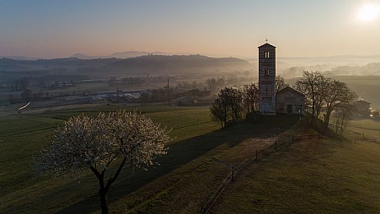 Santi Nazario e Celso Church - Montechiaro d'Asti