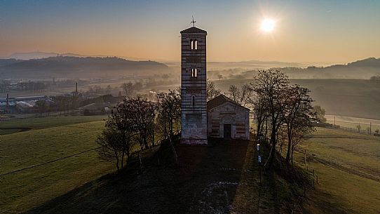 Santi Nazario e Celso Church - Montechiaro d'Asti