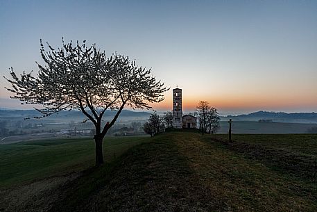 Santi Nazario e Celso Church - Montechiaro d'Asti