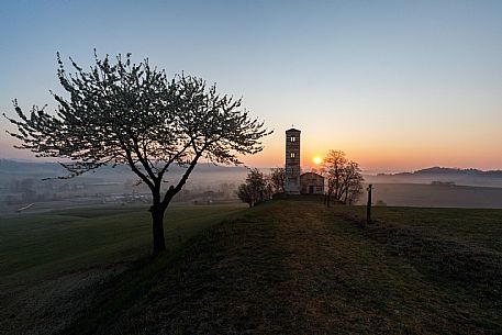 Santi Nazario e Celso Church - Montechiaro d'Asti