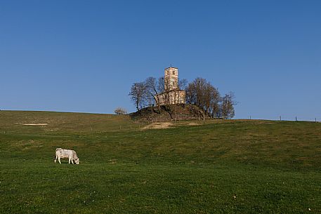 Santi Nazario e Celso Church - Montechiaro d'Asti