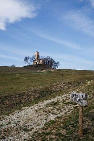 Santi Nazario e Celso Church - Montechiaro d'Asti