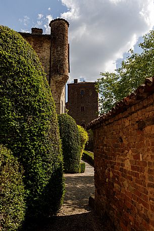 Passerano Marmorito castle
