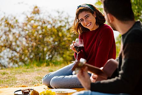 Picnic - Contini Tower