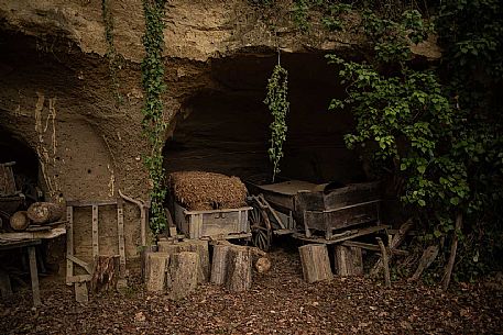 Cave Houses - Mombarone - Asti