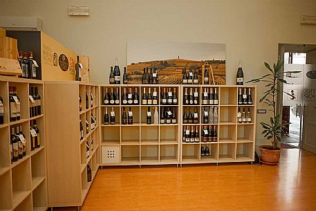 Canelli Regional Wine Shop