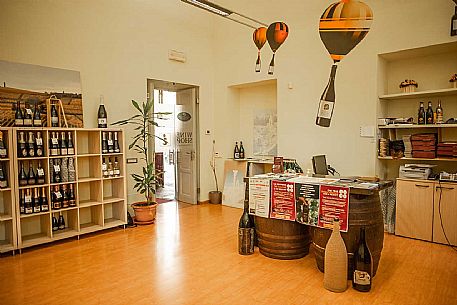 Canelli Regional Wine Shop