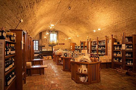 Piedmontese wine shop in Grinzane